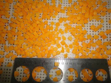 IQF органический Желтый персиковый пирог оптовые упакованные замороженные фрукты вода мякоть целые кубики и половины сладкий вкус сохраненный 0