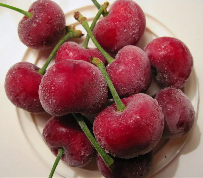 Sinocharm HACCP OEM Brands Factory Price Pitless Wholesale IQF Frozen Fresh Sour Cherry Fruit из Китая для десерта 2