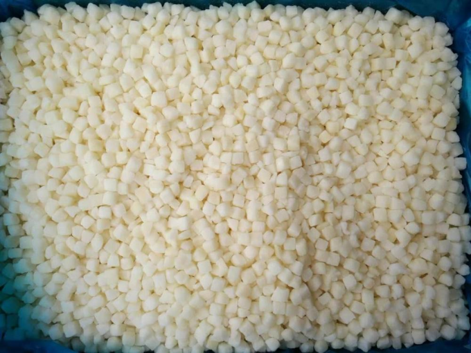 Китай Новый IQF Замороженные яблоки на кубиках Кубики на кубиках 10 мм 6 мм Яблоки Фуджи Фрукты груша Киви Манго Ананас Черная ягода Черная смородина 1